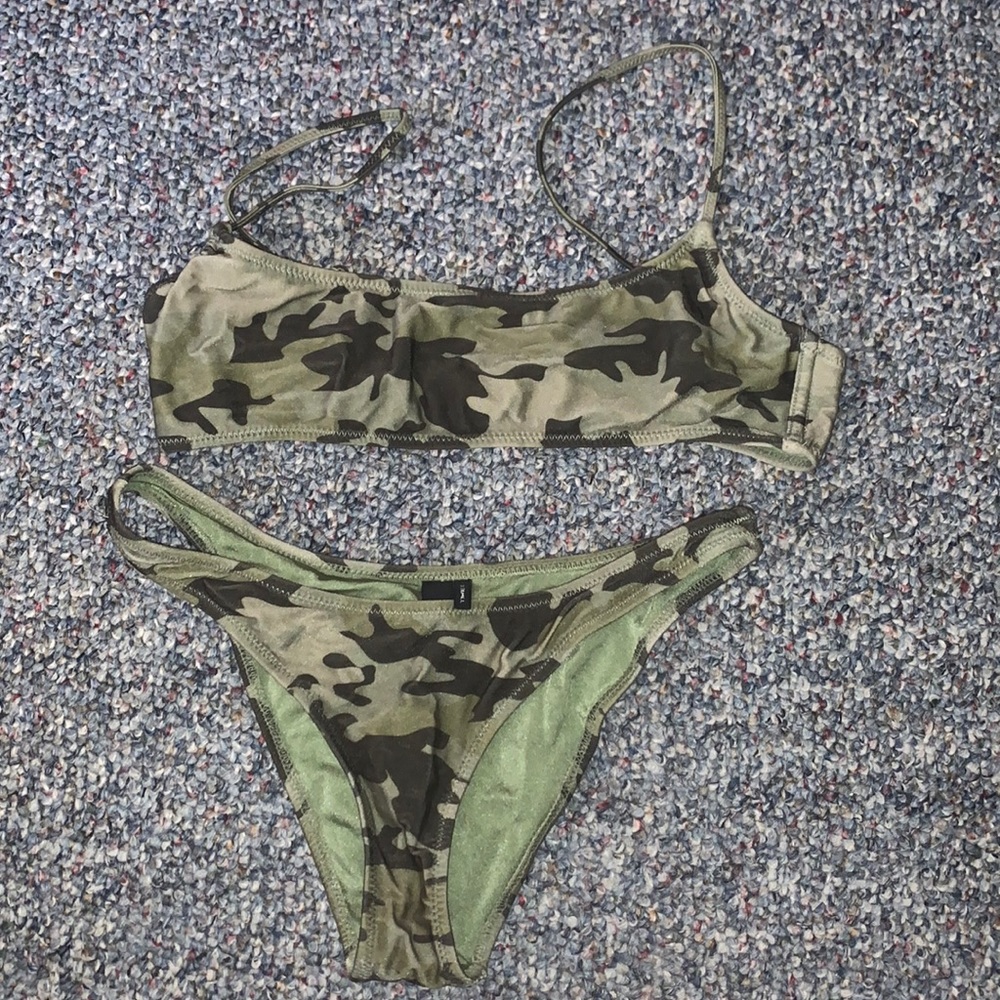 Triangl Bikini